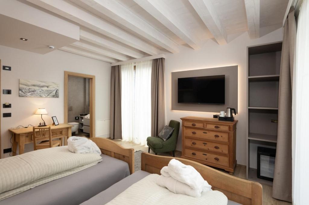 Hotel Margherita ลีวินโญ ภายนอก รูปภาพ