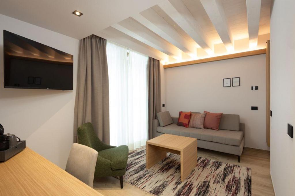 Hotel Margherita ลีวินโญ ภายนอก รูปภาพ